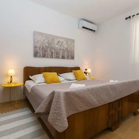 Holiday home Bosko Kastela