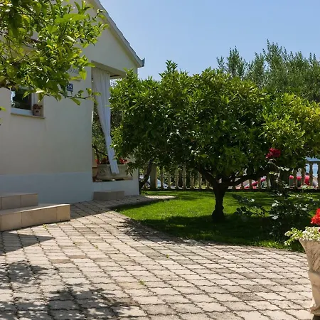 Bosko Holiday home Kastela